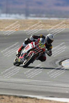 media/Feb-07-2025-CVMA Friday Practice (Fri) [[7034960ba2]]/2-Racer 2/Session 3 (Turn 8)/